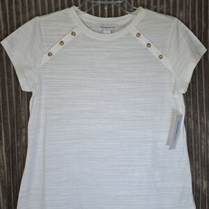 Liz Claiborne White Short Sleeve Tee with Wooden Buttons